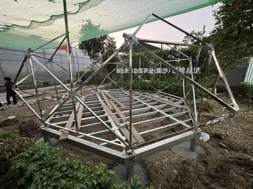 Rhombic dodecahedron 304 stainless steel frame, hubs and on-site assembly 9