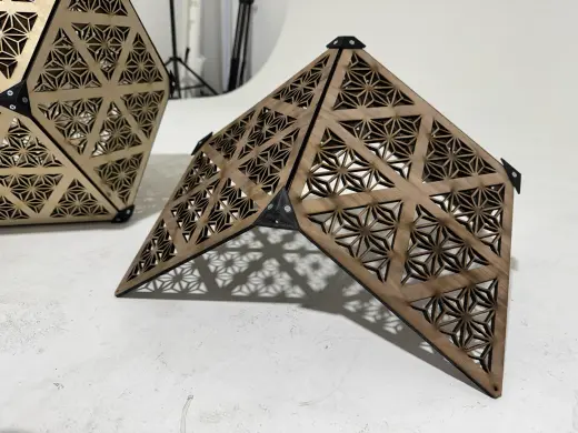 Laser-cut rhombic dodecahedron lamp 9